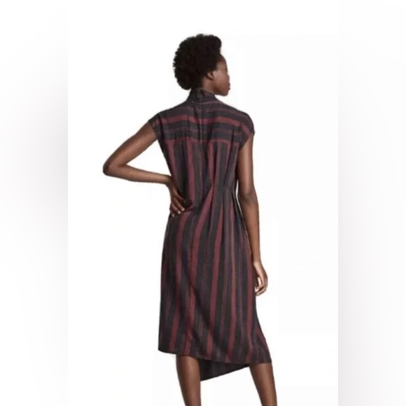(SOLD) Zara midi dress (M) striped grey & maroon - Picture 3 of 7